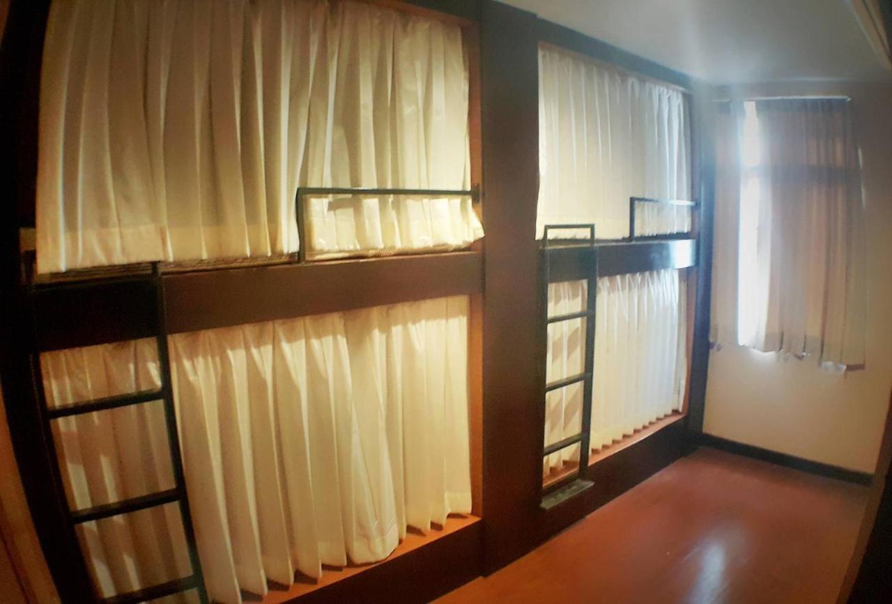 Auberge de jeunesse One Night Zleep At Nimman à Chiang Mai Extérieur photo